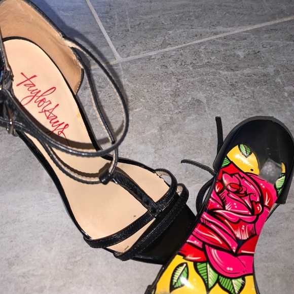 Rose Art Black Strappy Heel - Picture 2 of 8